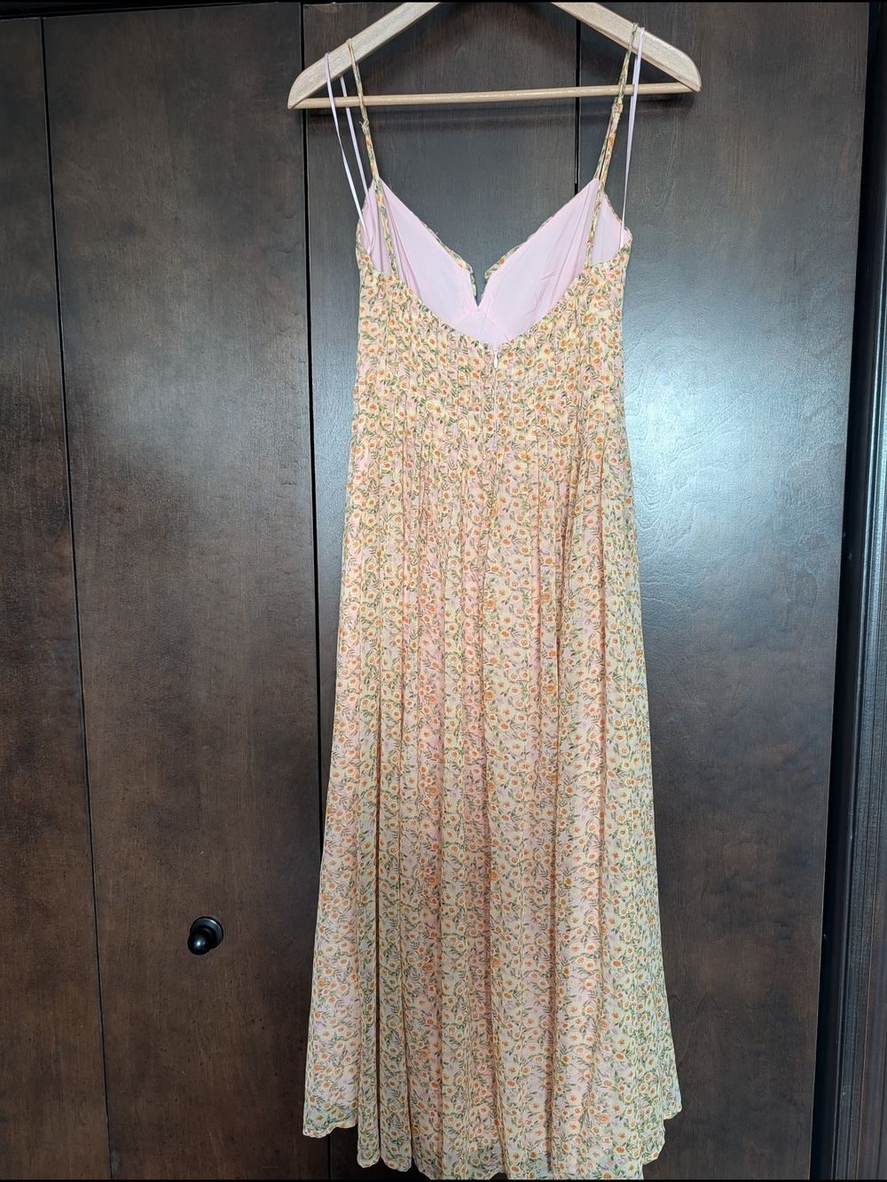 NWT ASTR THE LABEL Floral Print Pleated Wedding Guest Dress - Picture 4 of 5